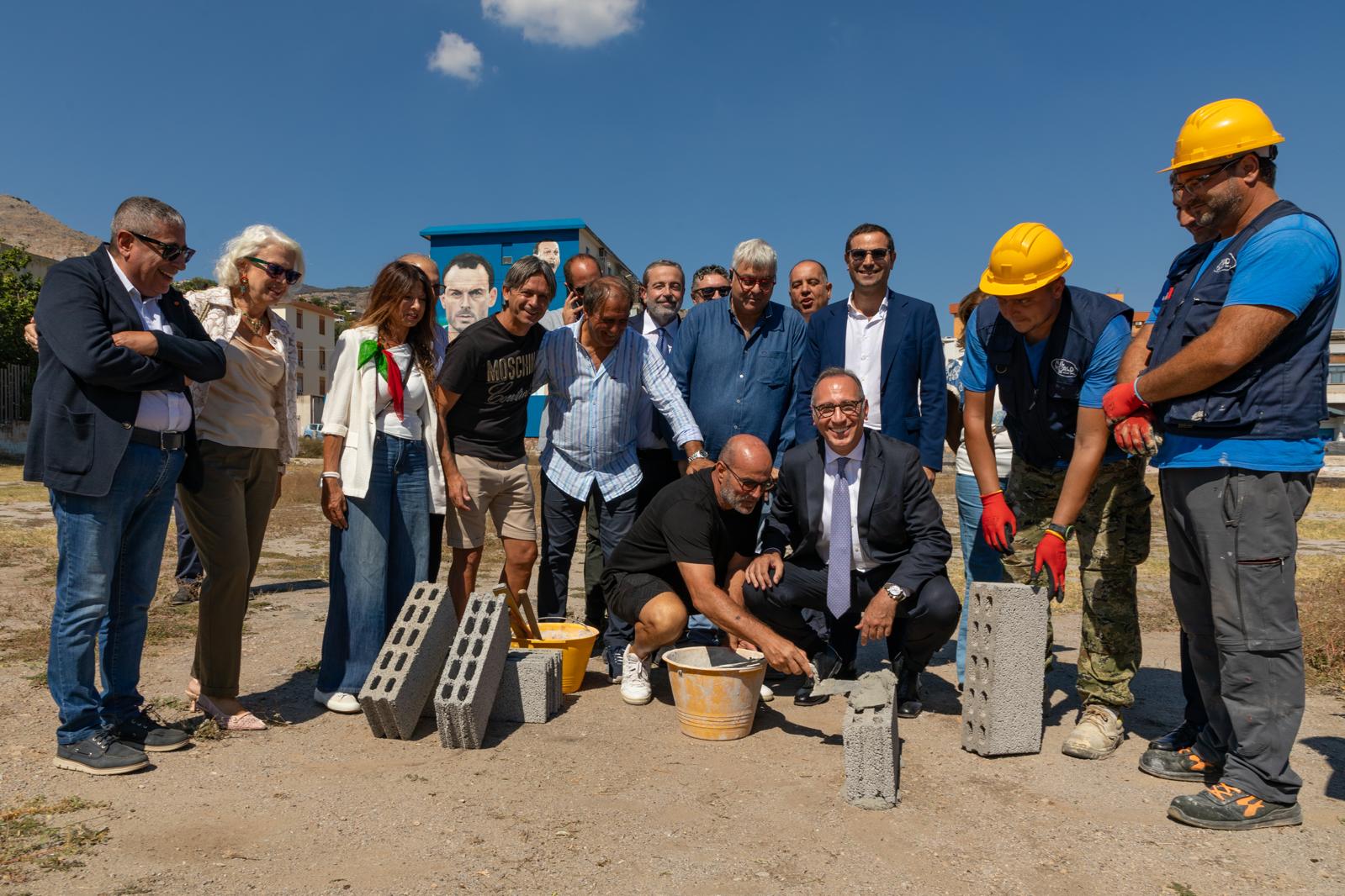 Palermo, al Cep il nuovo impianto sportivo dedicato a Totò Schillaci: posata la prima pietra