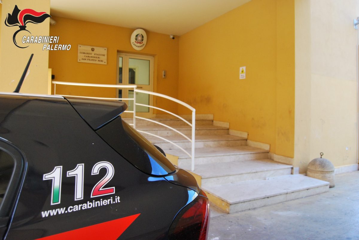 Ancora violenza allo Zen: giovani rubano e picchiano guardia giurata in un centro commerciale