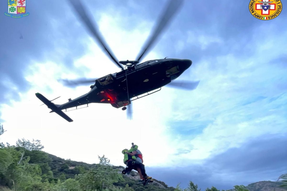 Paura in montagna nel Palermitano, turista colto da malore improvviso: soccorso con l’elicottero