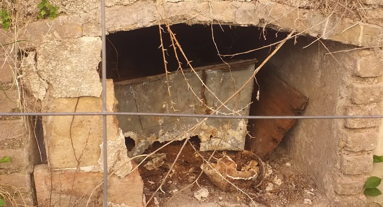 Paternò, dall’escalation di scippi ai loculi aperti al cimitero. Naso: “Speculazioni. Ecco come stiamo intervenendo”