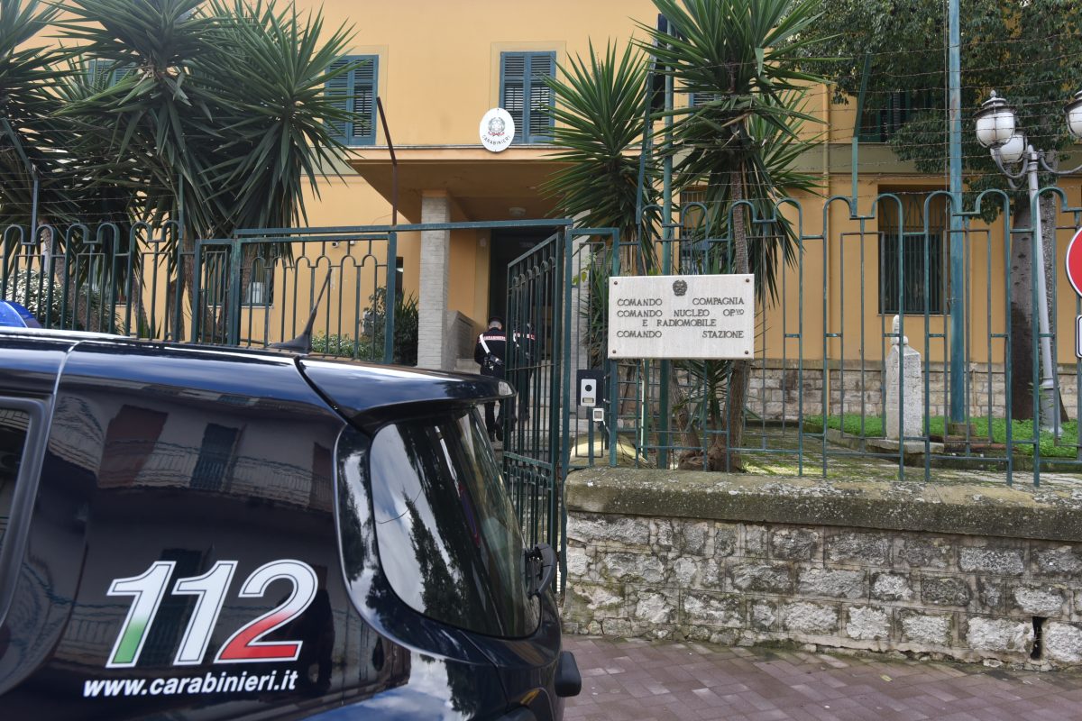 Palermo, due arresti e una denuncia allo Zen