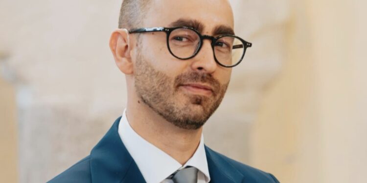 Si allontana dalla Chiesa e scompare nel nulla: si cerca il giovane Diego Lai