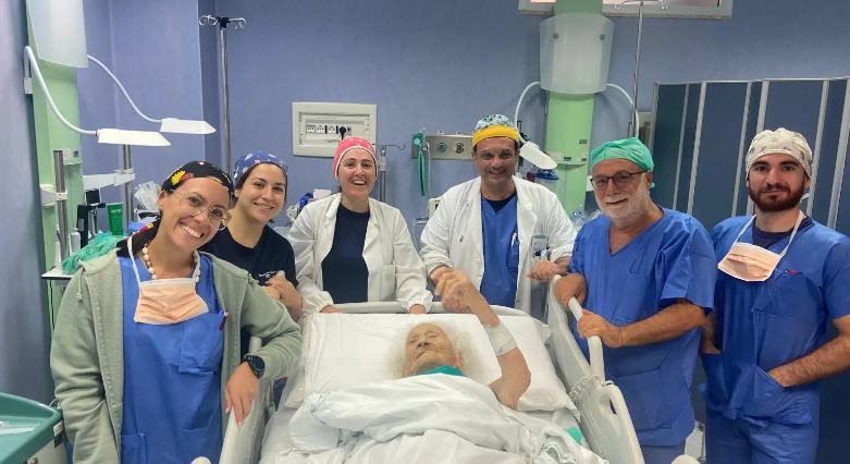 Operata al femore a 103 anni, intervento da record al “Vittorio Emanuele” di Gela
