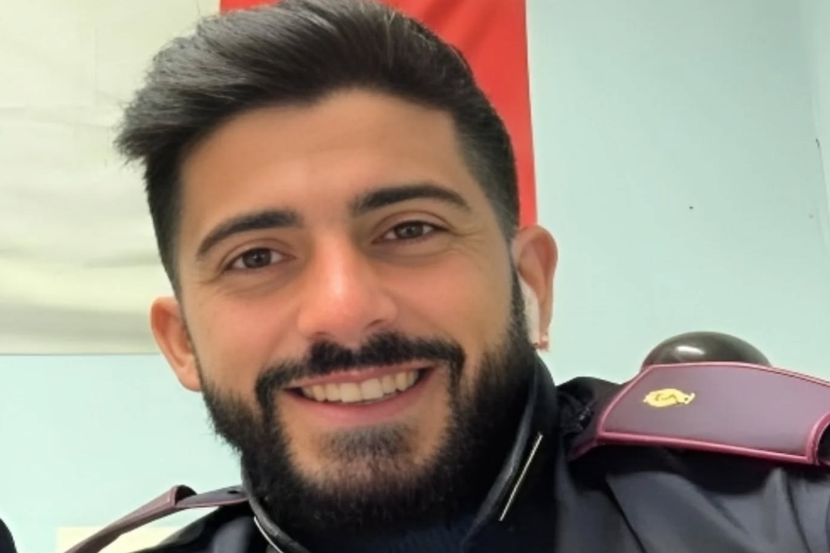 L’addio a Leonardo Leone, lutto cittadino per il giovane poliziotto morto in Sicilia a 31 anni