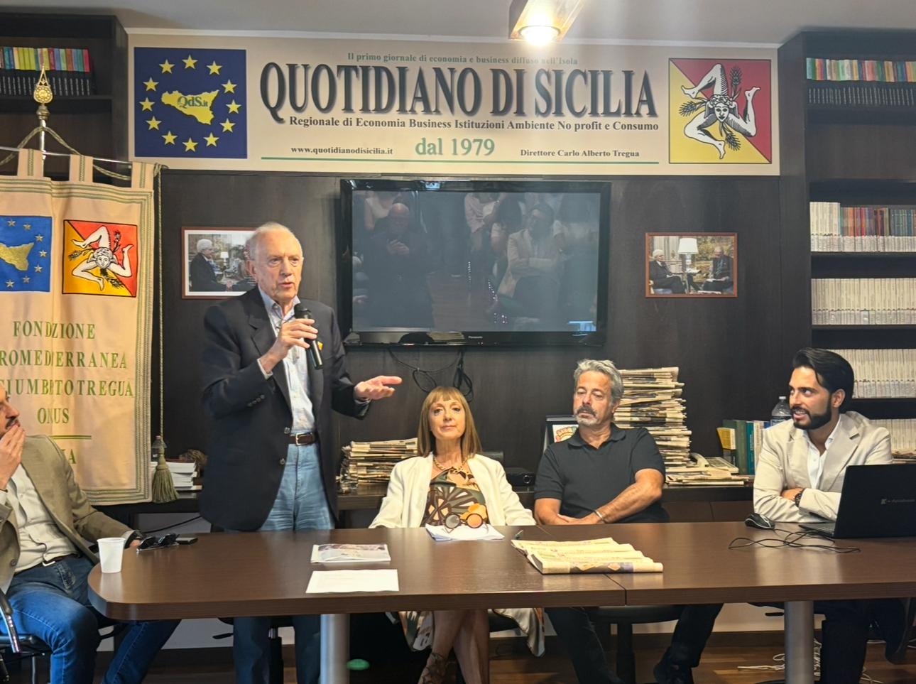 VIDEO | Carlo Alberto Tregua nominato “Direttore Decano dei Quotidiani italiani”. Presentato anche il nuovo QdS.it