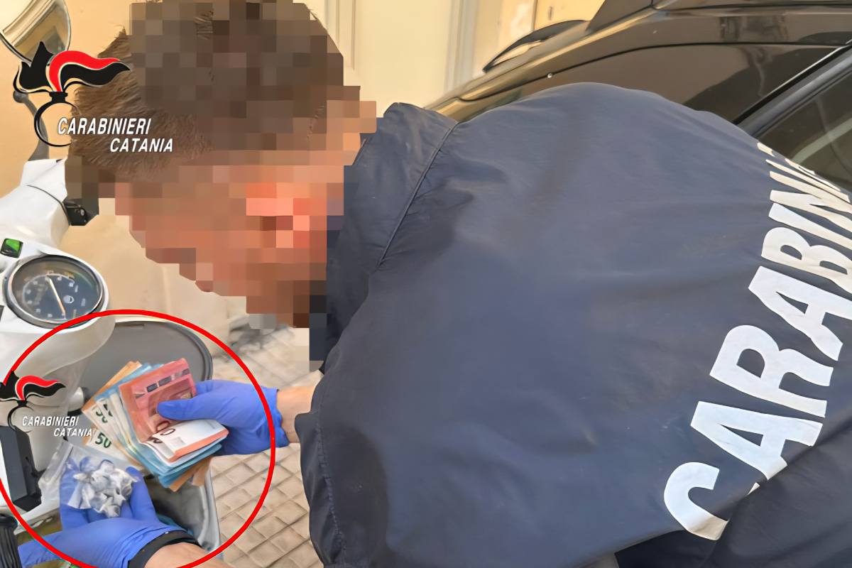 Catania, fermati due 19enni in centro storico con droga e arma modificata: arrestati