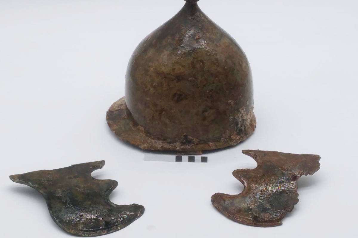 Nei fondali delle Egadi rinvenuti nuovi reperti tra cui un elmo “Montefortino”: la soddisfazione di Scarpinato