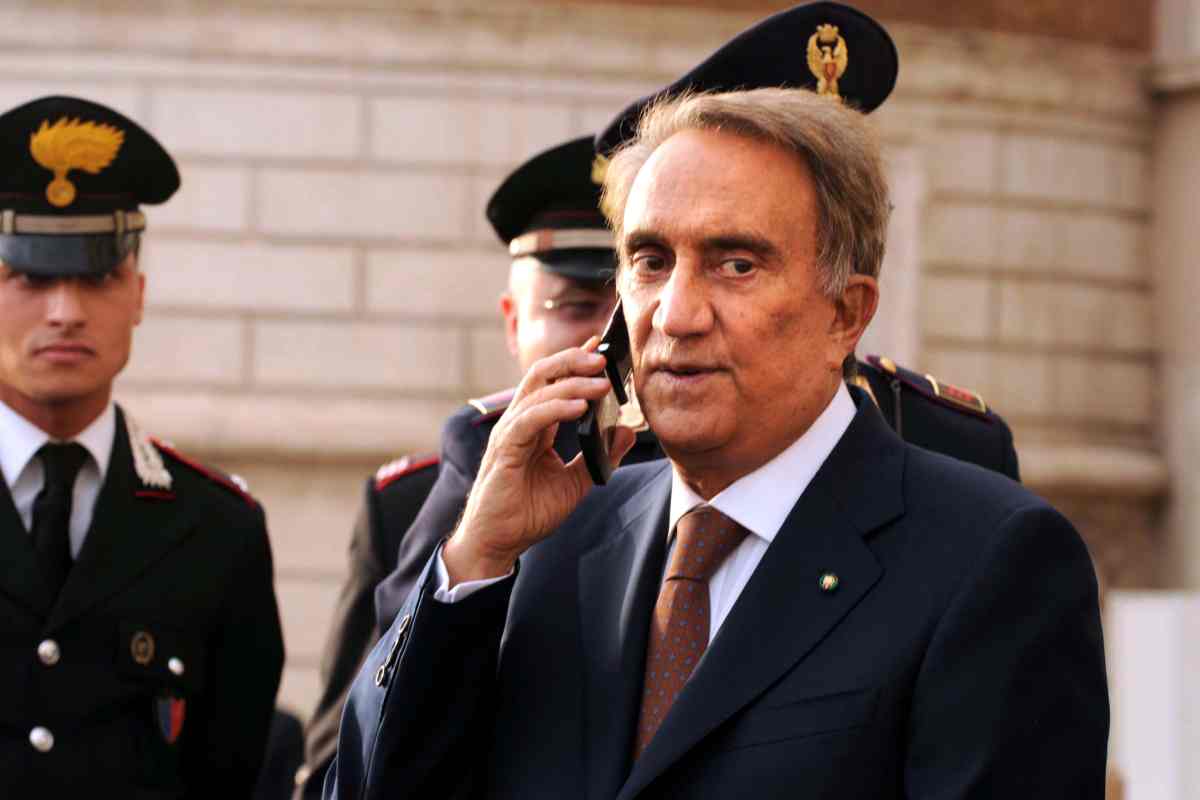 Emilio Fede è morto a 94 anni: addio all’ex direttore del Tg4