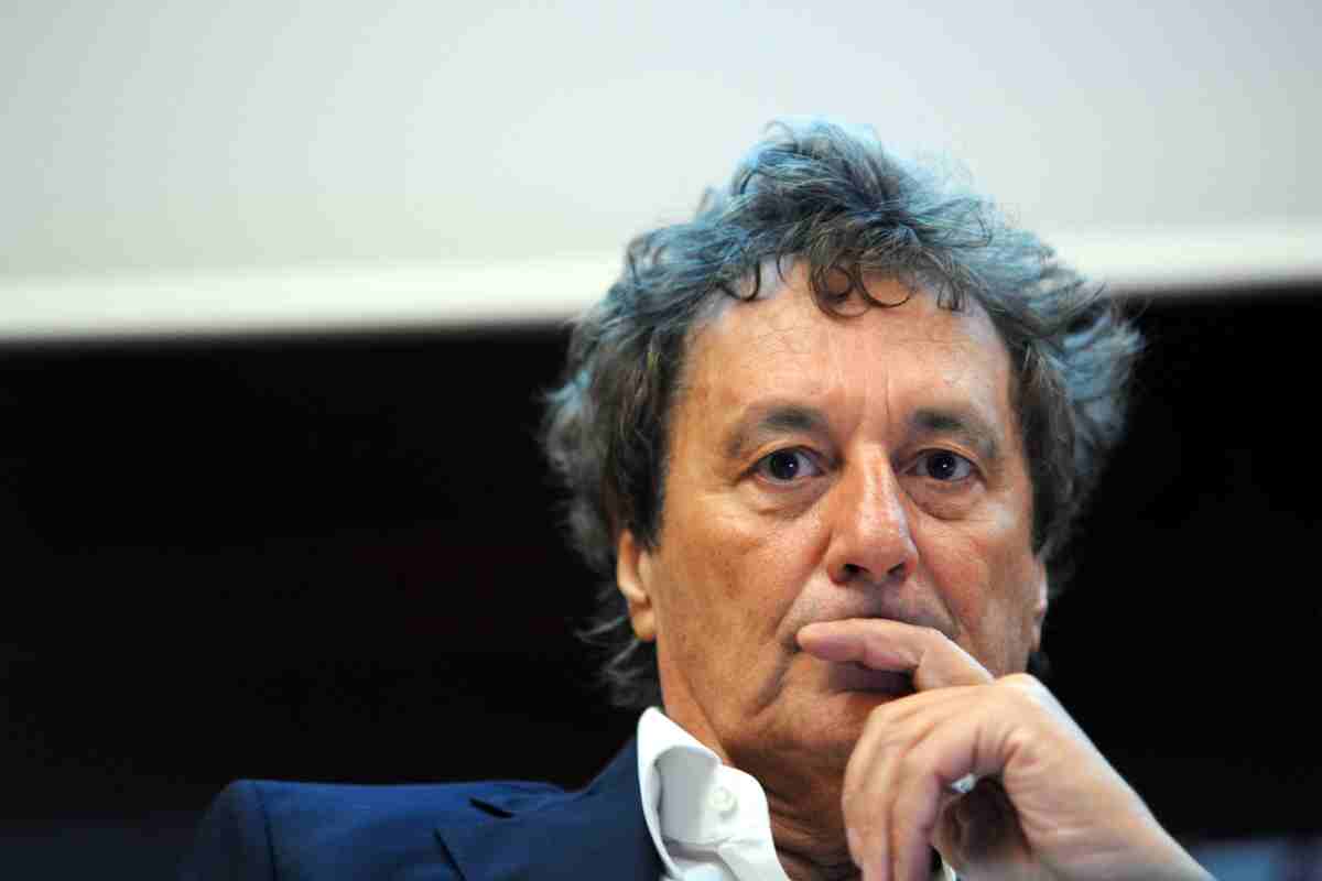 Enzo Iacchetti, lite in diretta con l’israeliano Eyal Mizrahi: “Str…, ti prendo a pugni”