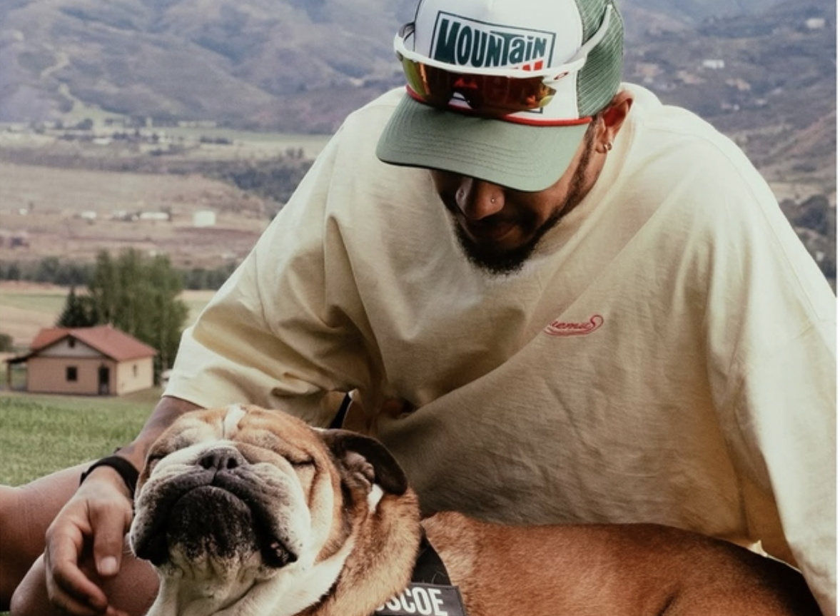 Lutto per Lewis Hamilton, è morto Roscoe