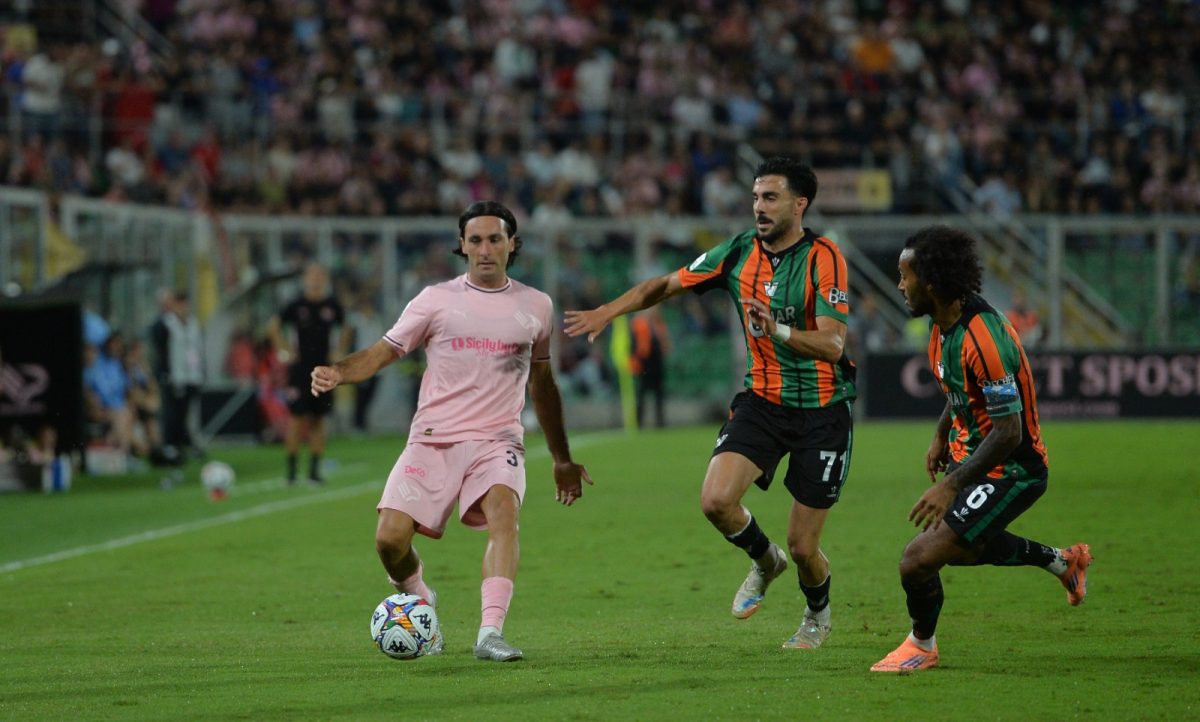 FOTO | Serie B, il Palermo non punge al Barbera: col Venezia è 0-0 FOTO | Serie B, il Palermo non punge al Barbera: col Venezia è 0-0