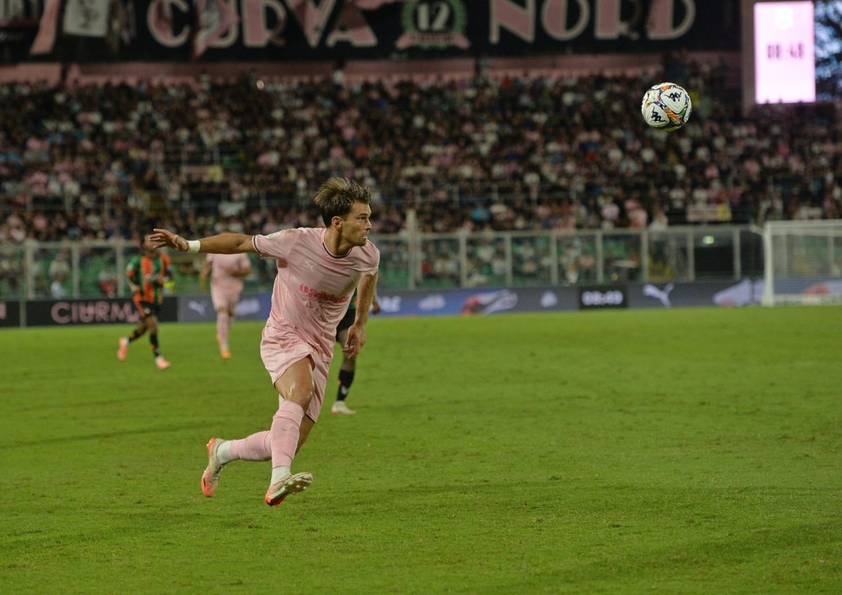 FOTO | Serie B, il Palermo non punge al Barbera: col Venezia è 0-0 FOTO | Serie B, il Palermo non punge al Barbera: col Venezia è 0-0