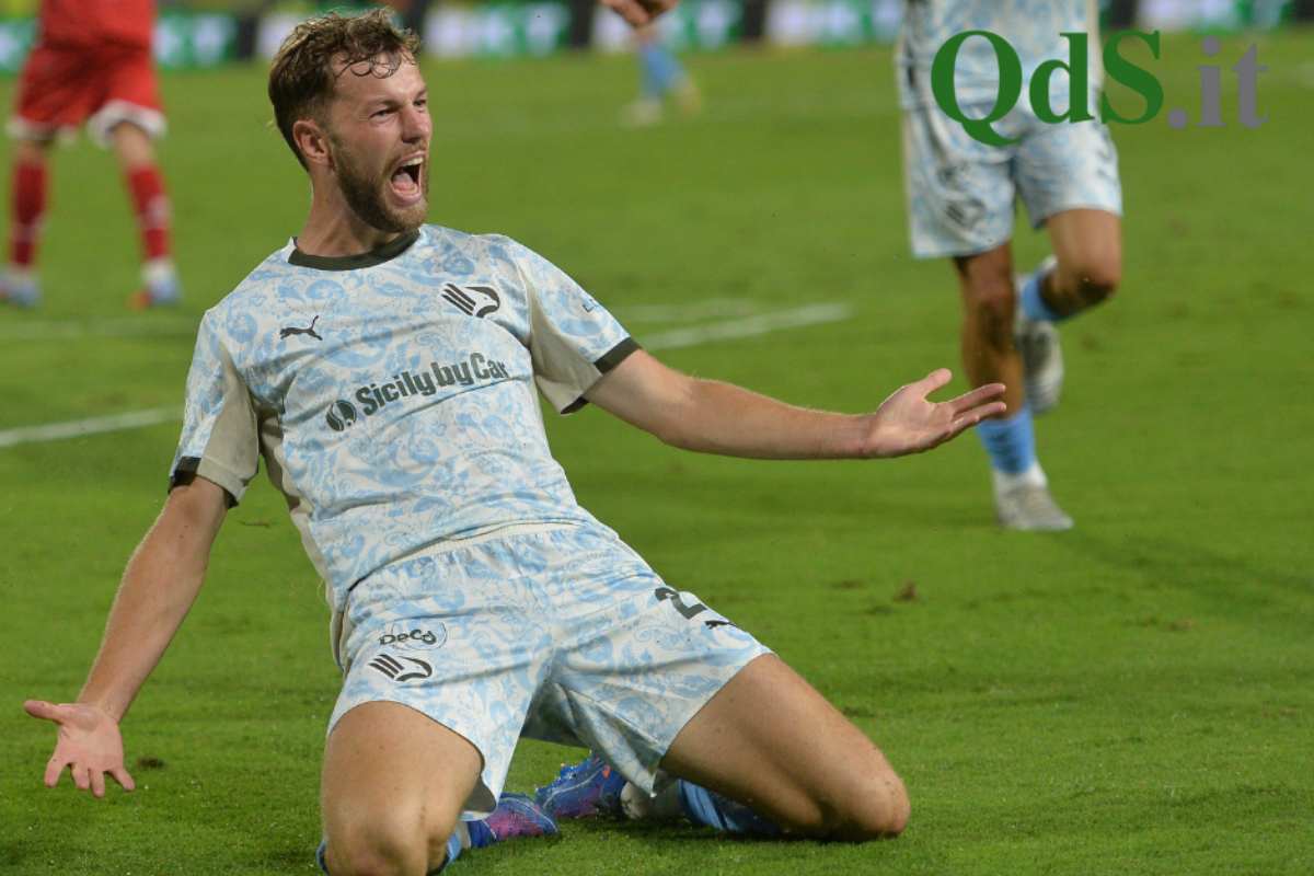 FOTO | Palermo, 2-0 al Bari: i rosanero mantengono la vetta della Serie B al “Barbera”