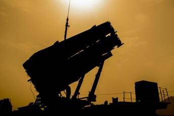 Pentagono frena le forniture all’Ucraina, sempre meno armi per la difesa aerea di Kiev