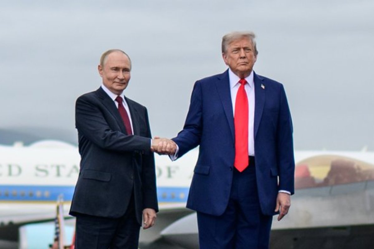 “Incontro Putin-Trump? Nessuna urgenza”, frenata del Cremlino