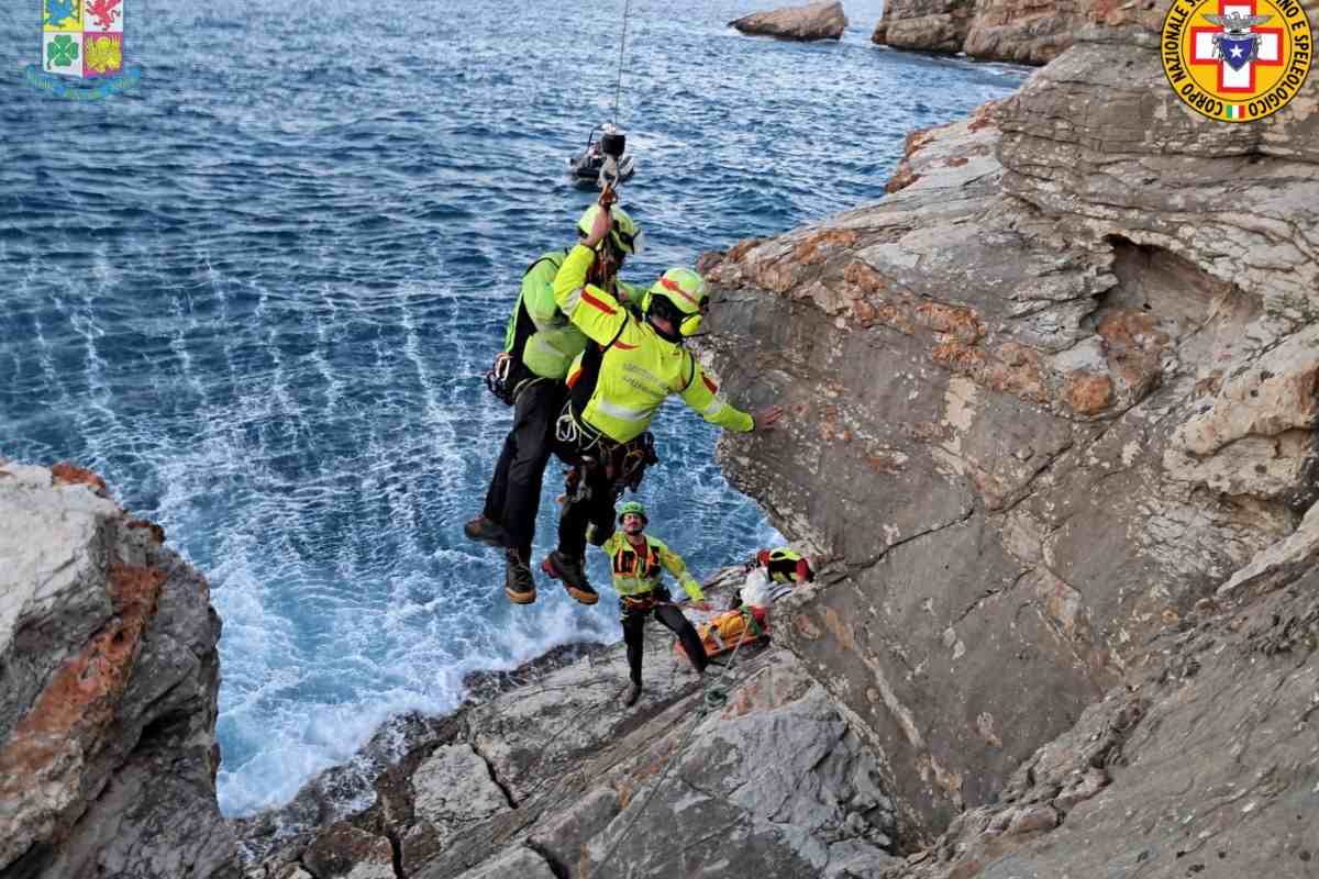 Paura nel Trapanese, ferita ragazza dopo un tuffo dalla scogliera: intervento del Soccorso Alpino
