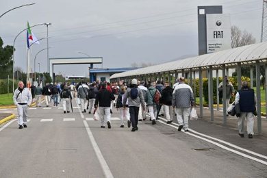 Eurozona, attività manifatturiero in lieve contrazione a settembre