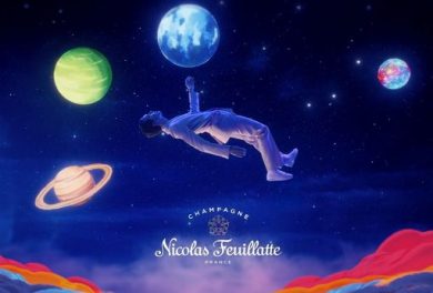 Mika firma la sua seconda bottiglia per Champagne Nicolas Feuillatte