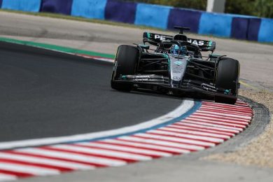 Formula1, Russell trionfa a Singapore: dominio Mercedes