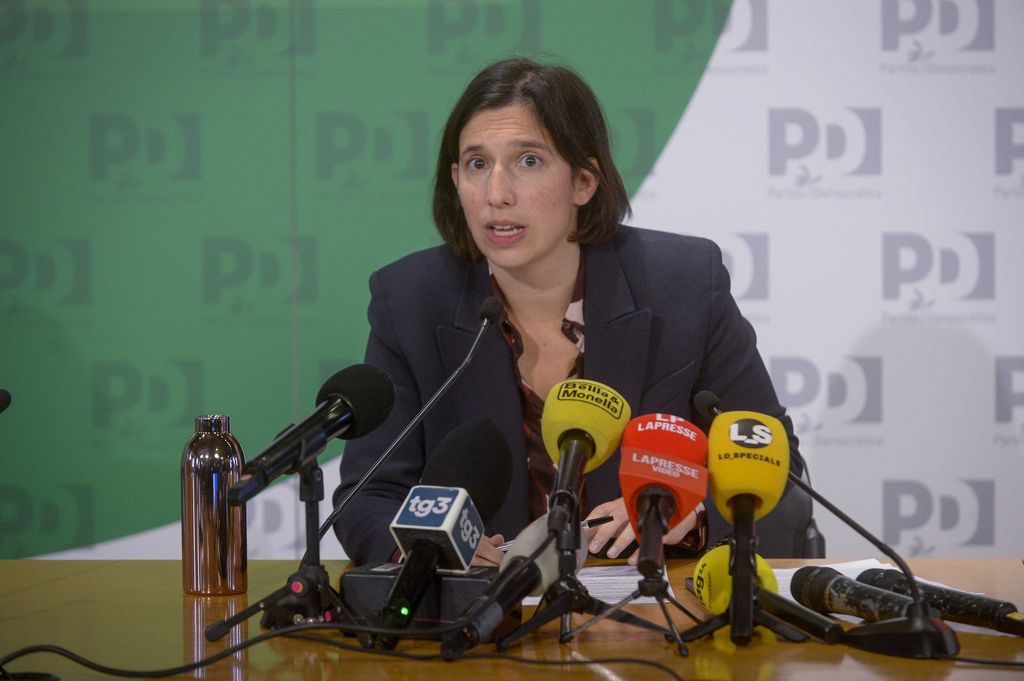 Dazi, Schlein: Meloni resterà in silenzio anche dopo nuovo ricattp Trump Dazi, Schlein: Meloni resterà in silenzio anche dopo nuovo ricattp Trump