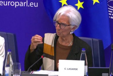 Francia, Lagarde: Consiglio non ha discusso interventi sui bond
