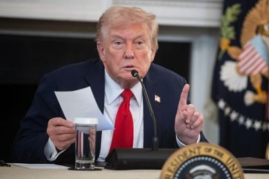 M.O., Trump: svolta epocale, ostaggi a casa lunedì o martedì