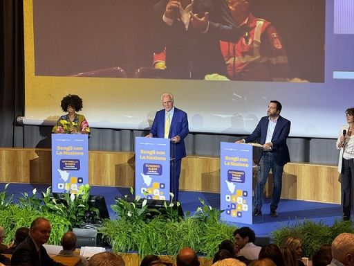 Toscana, alle ore 12 affluenza in calo al 9,94%