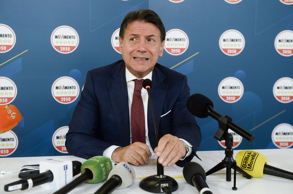 Governo, Conte: Le Pen invidia a Meloni il Pnrr che lei non voleva Governo, Conte: Le Pen invidia a Meloni il Pnrr che lei non voleva