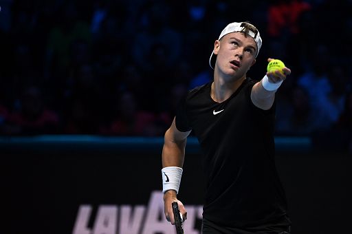 Tennis, Rune abbandona: “Ho sentito saltare il tendine”