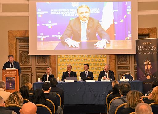 Presentato a Roma il programma di “Merano WineFestival 2025″ Presentato a Roma il programma di “Merano WineFestival 2025″