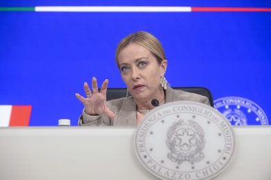 Ue, Meloni: io lavoro per Occidente, senza legame con Usa problemi