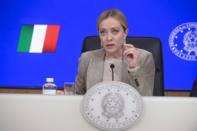 Ue, Meloni: no a voto a maggioranza, tutelo interessi nazionali