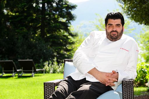 Guide L’Espresso 2026: 5 Cappelli a Cannavacciuolo, Rosval tra le top chef Guide L’Espresso 2026: 5 Cappelli a Cannavacciuolo, Rosval tra le top chef