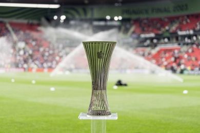 Conference League, Fiorentina in testa al girone