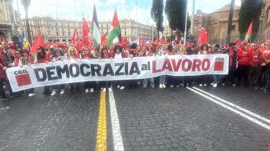 Manovra, Cgil in piazza. Landini: risposte o pronti a sciopero