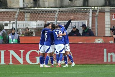 Calcio, Como-Verona 3-1: lariani quarti