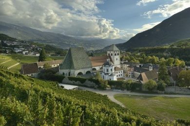 Spumante “Perlaetus” entra nell’assortimento di Abbazia di Novacella