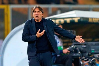 Napoli, Antonio Conte attacca l’Inter: “I Presidenti vogliono condizionare, non siamo scemi”