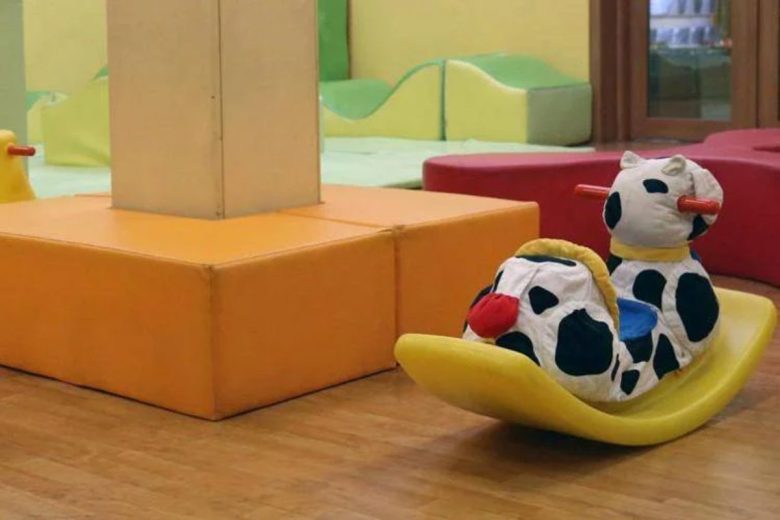 Fuga di monossido di carbonio in un asilo nido: 12 intossicati tra bimbi, genitori e insegnanti