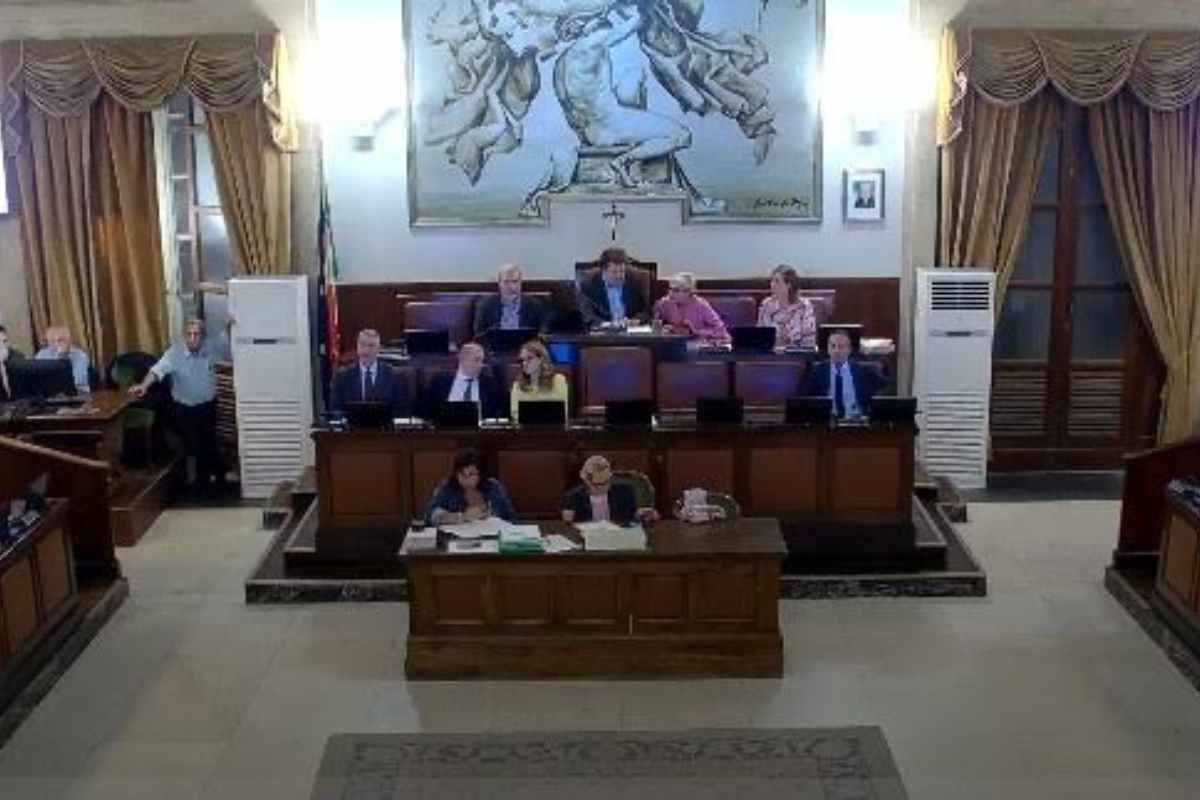 Consiglio Comunale di Catania, via libera unanime al regolamento sulle ludoteche Consiglio Comunale di Catania, via libera unanime al regolamento sulle ludoteche