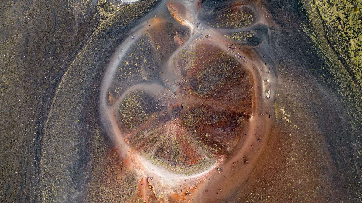 Crateri Silvestri, cambiano le modalità d’ingresso dal 2 ottobre: la nota di Funivia dell’Etna Crateri Silvestri, cambiano le modalità d’ingresso dal 2 ottobre: la nota di Funivia dell’Etna