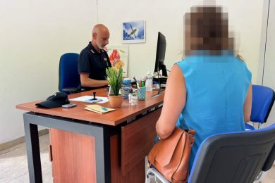 Paura a Catania, donna viene colpita con una pietra in faccia dall’ex: arrestato 35enne