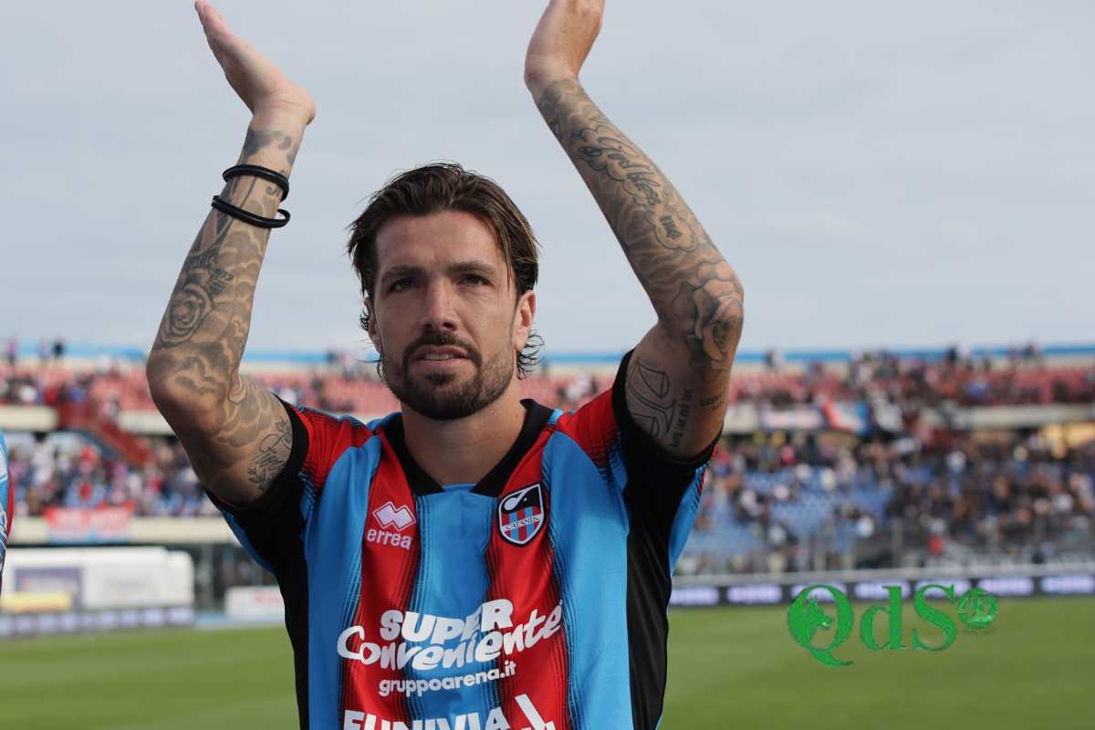 Catania, 2-0 alla Salernitana: è -1 dalla vetta nel segno di Cicerelli e Forte – FOTO