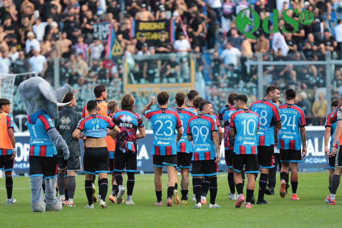 Catania, 2-0 alla Salernitana: è -1 dalla vetta nel segno di Cicerelli e Forte – FOTO