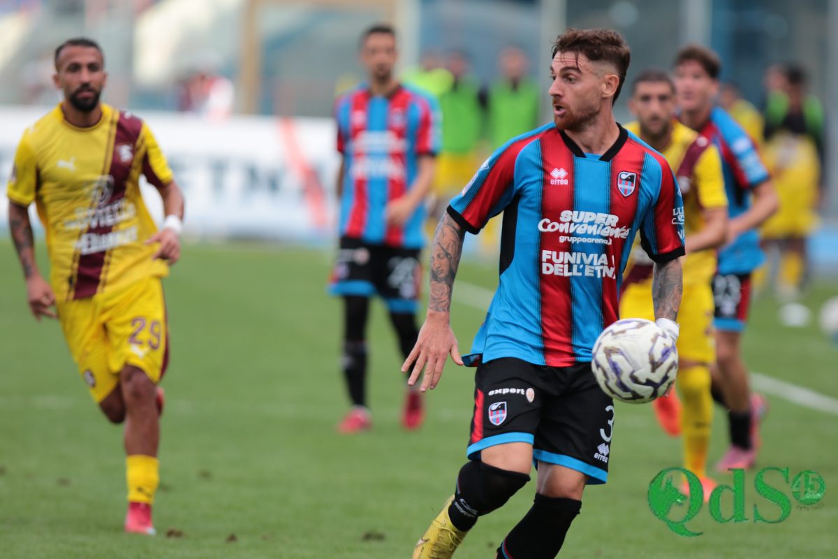 Catania, 2-0 alla Salernitana: è -1 dalla vetta nel segno di Cicerelli e Forte – FOTO