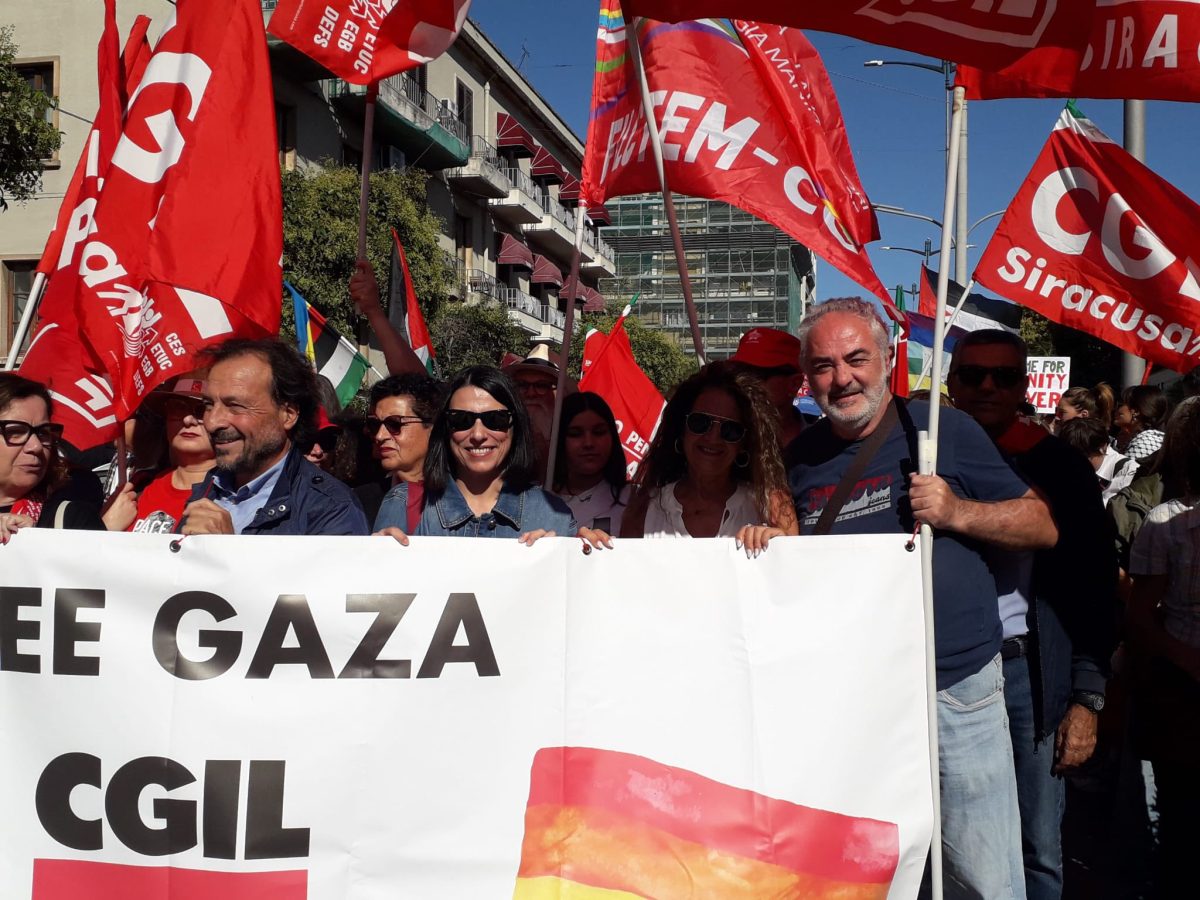 “Blocchiamo tutto”, la Sicilia scende in piazza contro il massacro a Gaza: oltre 150mila manifestanti