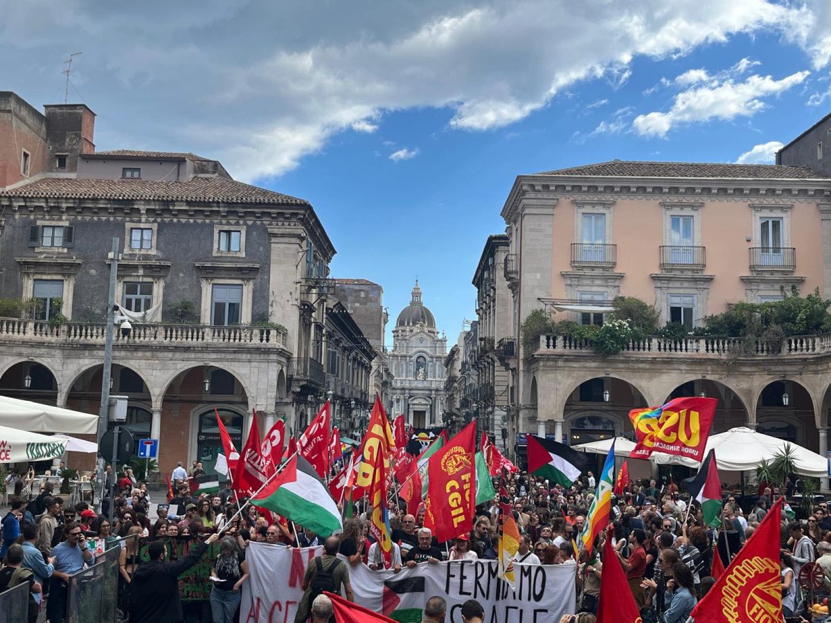 “Blocchiamo tutto”, la Sicilia scende in piazza contro il massacro a Gaza: oltre 150mila manifestanti