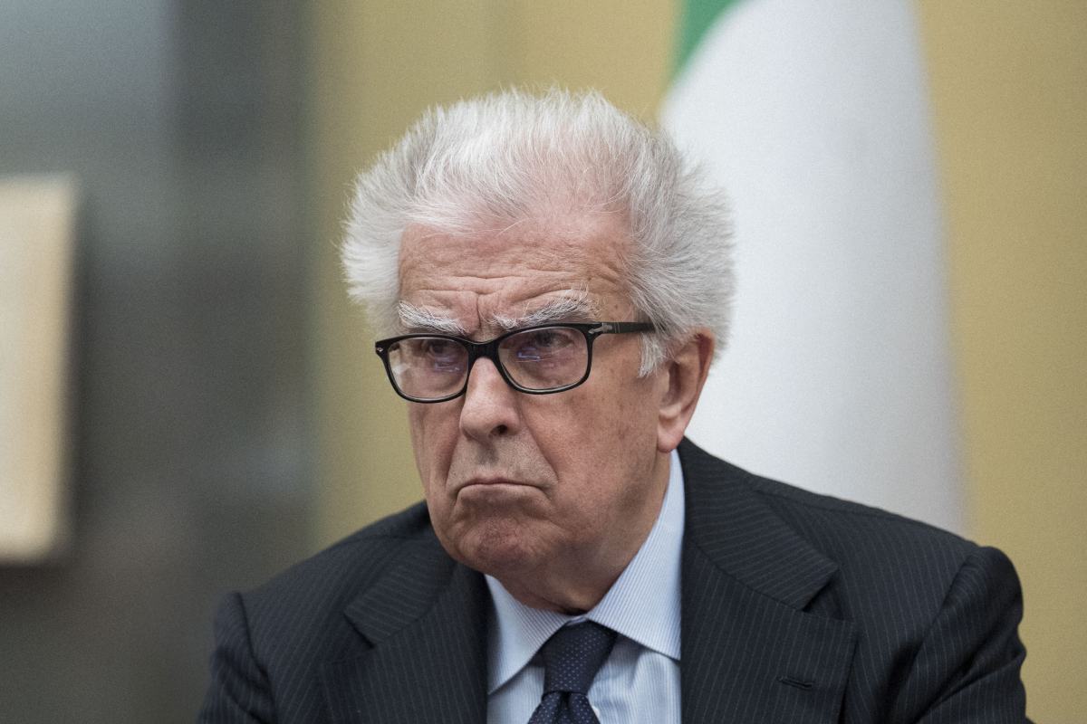 Zanda (Pd): “Il partito abbia le idee chiare, Conte è un alleato inaffidabile”