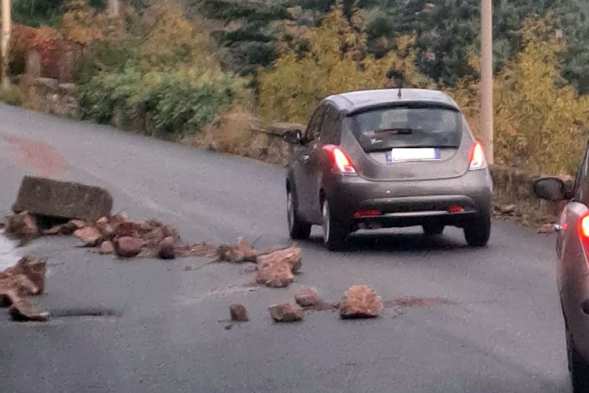 Maltempo nel Messinese: piogge e smottamenti a Forza d’Agrò