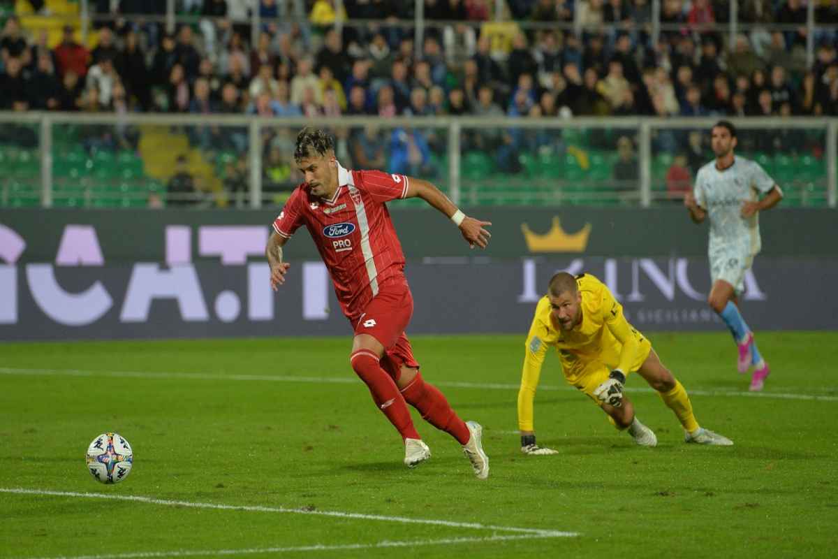 Buio Palermo. I rosa si sgretolano, il Monza cala il tris al Barbera Buio Palermo. I rosa si sgretolano, il Monza cala il tris al Barbera